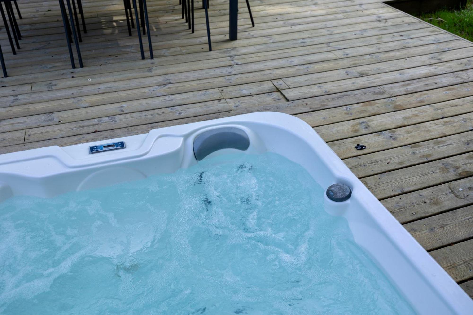 Maison T4 Climatisee Avec Jacuzzi A Lagord Extérieur photo